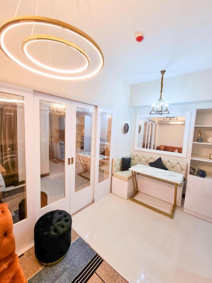 Modern 1Br In Uptown Bgc Aparthotel Taguig Buitenkant foto