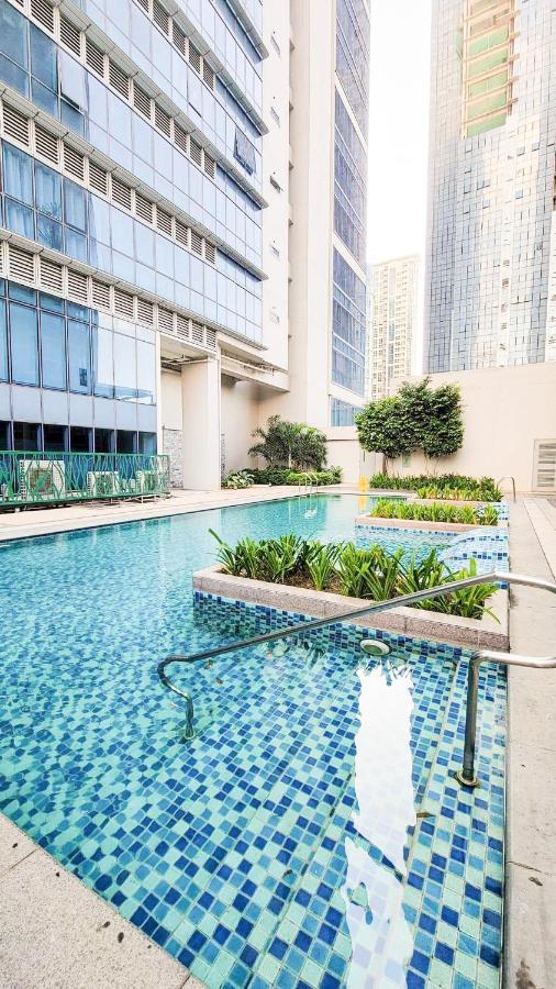 Modern 1Br In Uptown Bgc Aparthotel Taguig Buitenkant foto