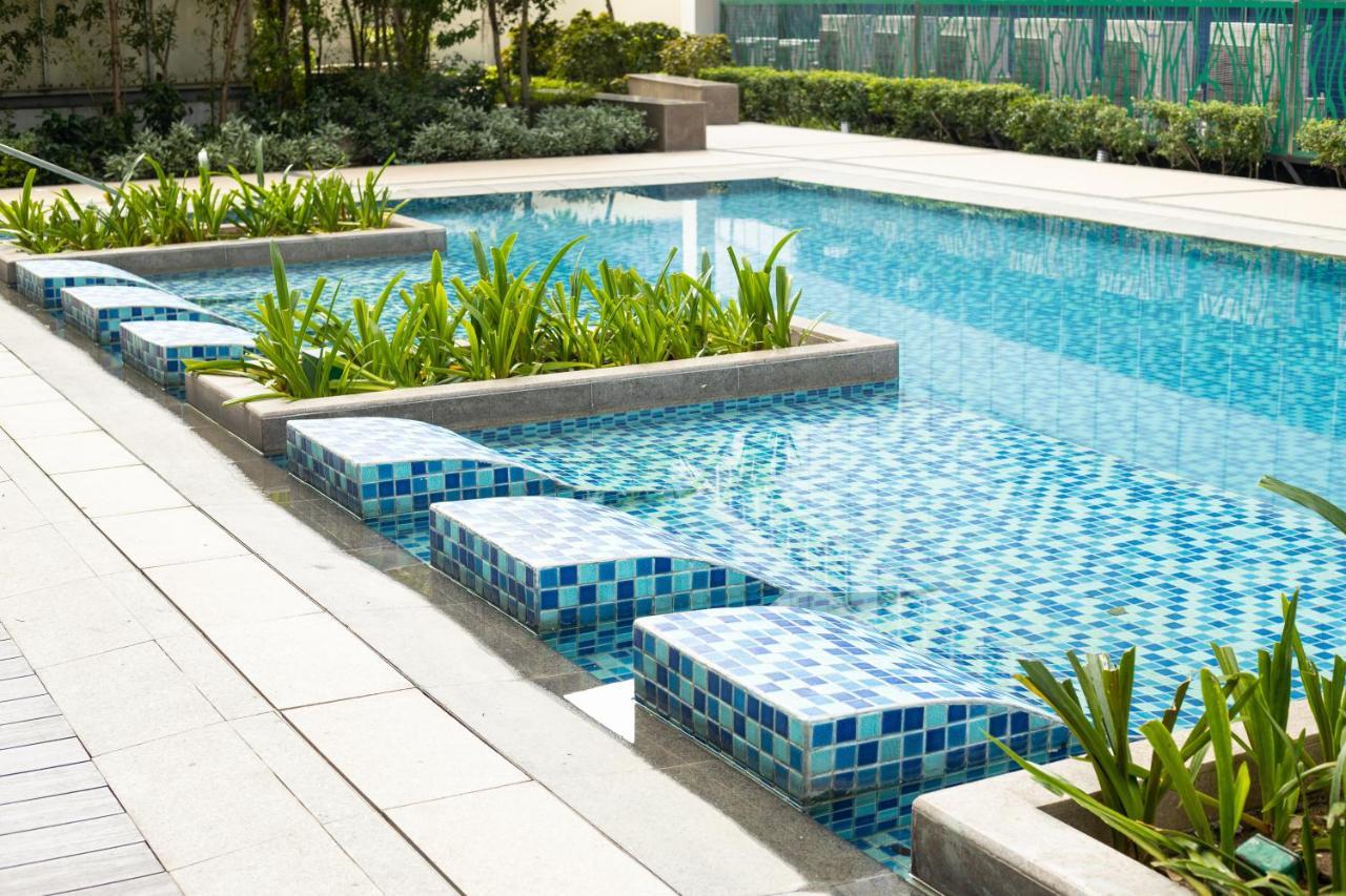 Modern 1Br In Uptown Bgc Aparthotel Taguig Buitenkant foto